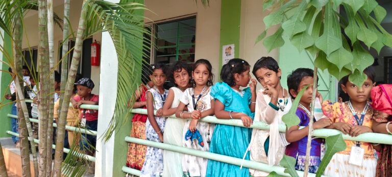 filter: 0; fileterIntensity: 0.000000; filterMask: 0; captureOrientation: 0;
hdrForward: 4; shaking: 0.001042; highlight: 1; algolist: 0;
multi-frame: 1;
brp_mask: 8;
brp_del_th: 0.0035,0.0000;
brp_del_sen: 0.1300,0.0000;
module: photo;hw-remosaic: false;touch: (-1.0, -1.0);sceneMode: 7864320;cct_value: 0;AI_Scene: (-1, -1);aec_lux: 198.23003;aec_lux_index: 0;albedo:  ;confidence:  ;motionLevel: 1;weatherinfo: null;temperature: 43;